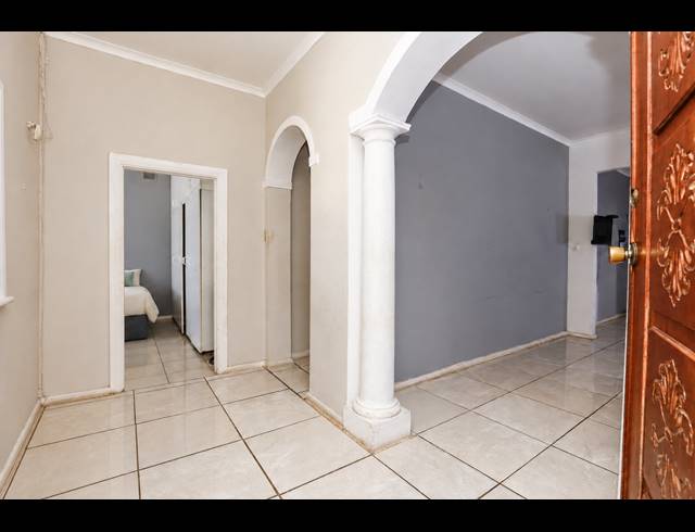 4 BEDROOM HOUSE FOR SALE IN GLENWOOD